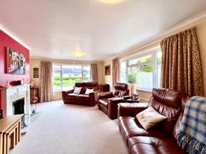 Living Room- click for photo gallery
